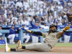 Fernando Tatis Jr. ganó su segundo Guante de Oro en los últimos tres años. EFE/EPA/CAROLINE BREHMAN