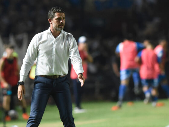 Imagen de archivo del entrenador argentino Fernando Gago. EFE/ Javier Escobar