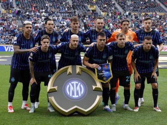 Jugadores del Inter de Milán posan en la previa a un partido del Mundial de Clubes de la FIFA. EFE/JOHN G. MABANGLO
