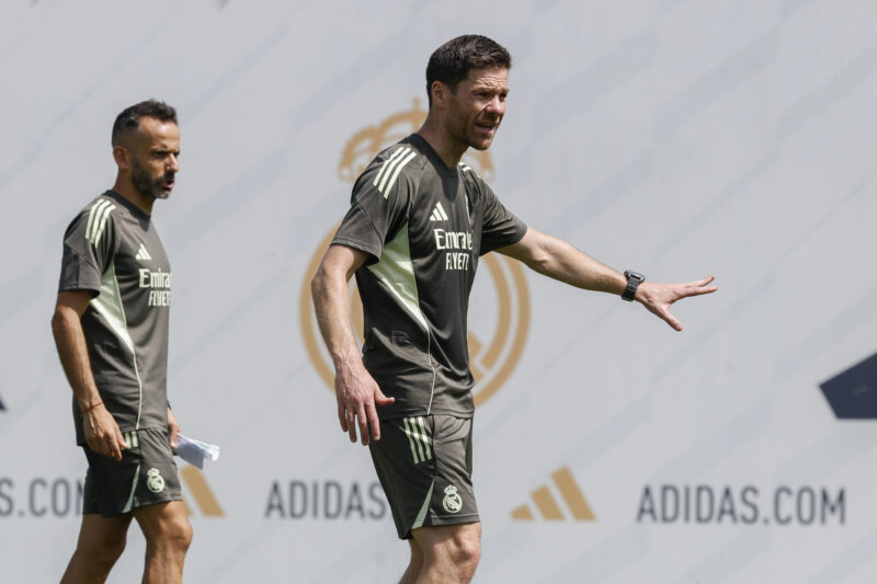 Miami recibe al Real Madrid con honores antes del Mundial de Clubes El entrenador del Real Madrid, Xabi Alonso, durante un entrenamiento del equipo en  Madrid. EFE/ RealMadrid  SOLO USO EDITORIAL/SOLO DISPONIBLE PARA ILUSTRAR LA NOTICIA QUE ACOMPAÑA (CRÉDITO OBLIGATORIO)