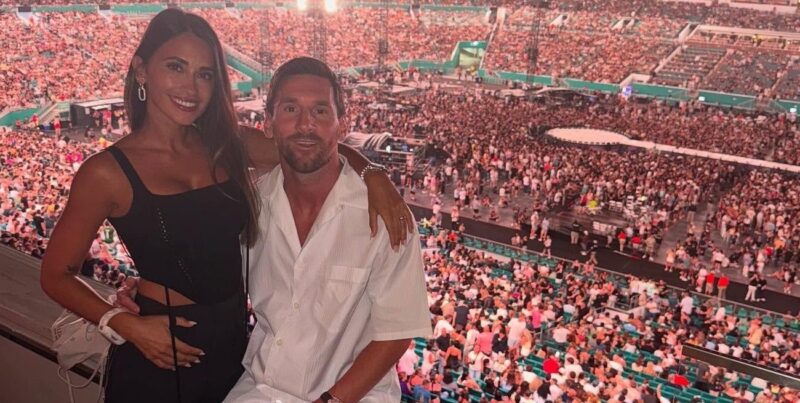 Messi y Antonella brillan en el concierto de Coldplay en Miami