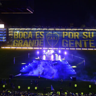 Fotografía de un cartel durante la presentación del futbolista argentino Leandro Paredes como nuevo jugador de Boca Juniors este jueves, en Buenos Aires (Argentina). EFE/Matías Martín Campaya