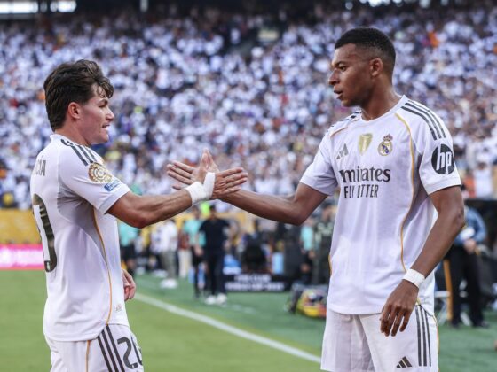 Fran Garcia y Kylian Mbappe, jugadores del Real Madrid. EFE/EPA/SARAH YENESEL PSG