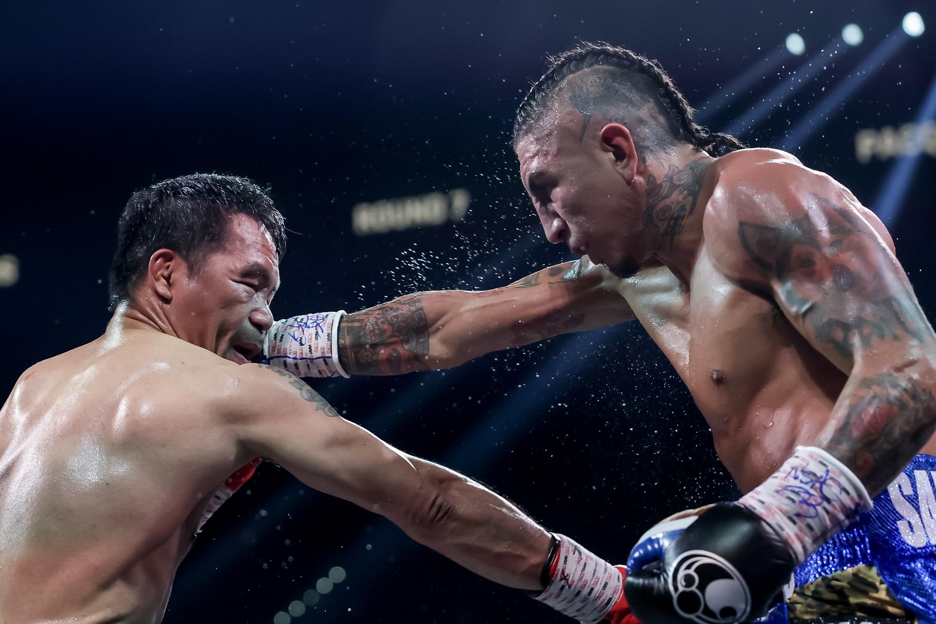 Pacquiao brilla a los 46 años, dos jueces le dan empate vs Barrios El filipino Manny Pacquiao (i) recibe un golpe del estadounidense Mario Barrios (d), quien retuvo este sábado su título welter del Consejo Mundial de Boxeo (CMB) en Las Vegas (Nevada). EFE/EPA/ALLISON DINNER Las Vegas (United States), 20/07/2025.- Mario Barrios (R) of the USA in action against Manny Pacquiao (L) of the Philippines during their WBC Welterweight Championship bout at the MGM Grand Garden Arena in Las Vegas, Nevada, USA, 19 July 2025. (Filipinas) EFE/EPA/ALLISON DINNER