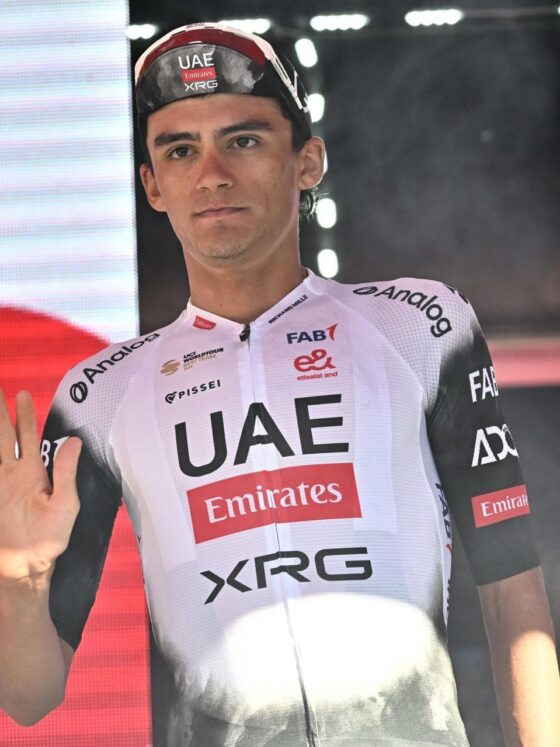 El mexicano Isaac del Toro (UAE Team Emirates - XRG). EFE/EPA/LUCA ZENNARO/Archivo