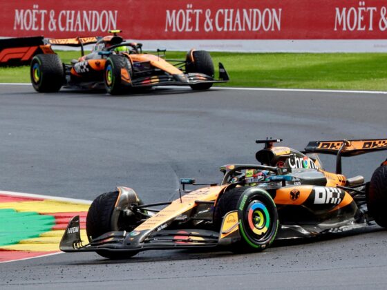 FRANCORCHAMPS (Bélgica), 27/07/2025.- El australiano Oscar Piastri (McLaren), que reforzó su liderato en el Mundial de Fórmula Uno al ganar este domingo el Gran Premio de Bélgica, el decimotercero del año, en Spa-Francorchamps, donde su compañero inglés Lando Norris fue segundo. EFE/EPA/OLIVIER MATTHYS
