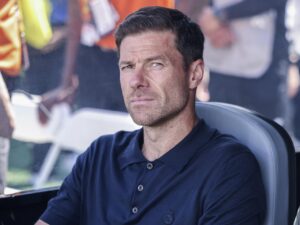 El entrenador del Real Madrid, Xabi Alonso, destacó este sábado en Nueva Jersey la capacidad de su equipo para sellar su clasificación a las semifinales del Mundial de Clubes a expensas del Borussia Dortmund. EFE/EPA/SARAH YENESEL