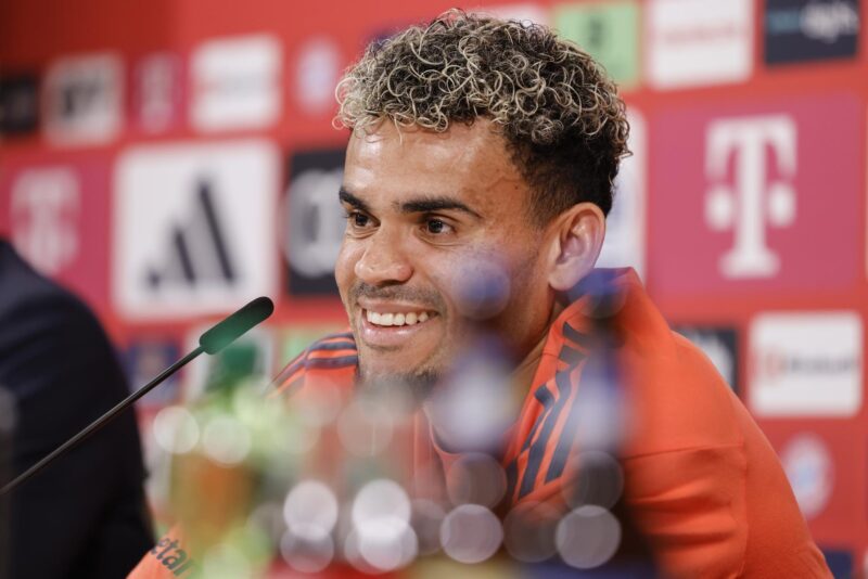 El colombiano Luis Díaz, durante su presentación como jugado del Bayern Múnich. EFE/EPA/MICHAELA STACHE