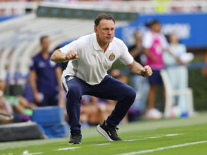 Gabriel Milito, técnico del Deportivo Guadalajara