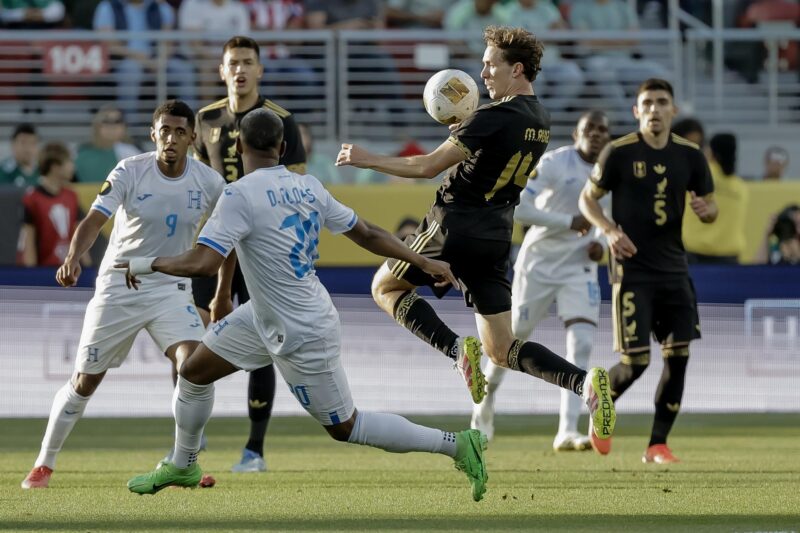México vence a Honduras y se clasifica a la final de la Copa Oro
