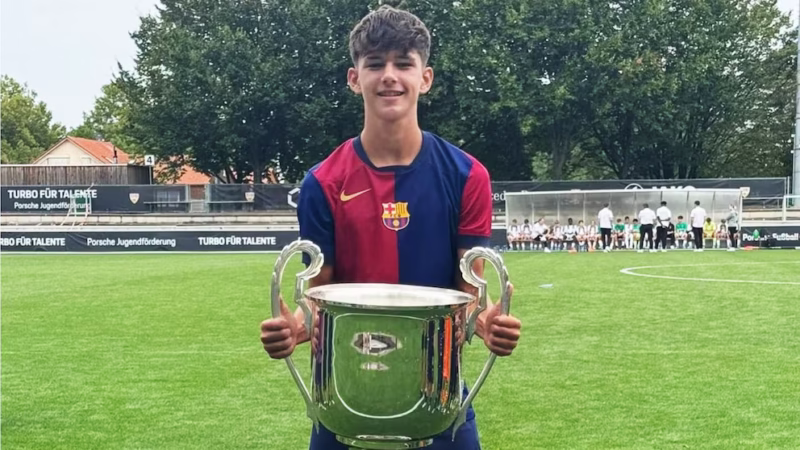 Robert Oliveras, el joven del Barça que juega con México