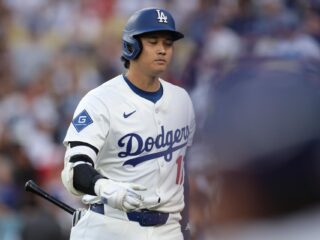 Shohei Ohtani de Los Angeles Dodgers durante un juego de la MLB. EFE/EPA/ALLISON DINNER