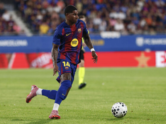 El delantero británico del Barcelona Marcus Rashford durante el encuentro de la 60.ª edición del Trofeo Joan Gamper que FC Barcelona y Como 1907 jugaron el 10 de agosto pasado, en el estadio Johan Cruyff de la localidad barcelonesa de Sant Joan Despi. EFE/Quique García