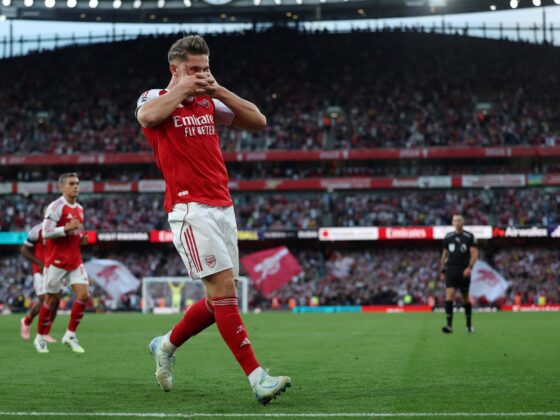El delantero sueco del Arsenal Viktor Gyokeres marca el segundo gol durante el partido de la Premier League que han jugado Arsenal FC y Leeds United en el Emirates Stadium en Londres, Reino Unido. EFE/EPA/ANDY RAIN