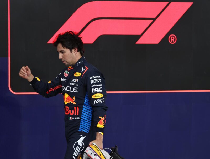Foto de archivo del piloto mexicano Sergio 'Checo' Pérez de su etapa en Red Bull Racing. EFE/EPA/HAMAD I MOHAMMED / POOL