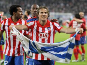 Forlan, en 2010 tras ganar la final de la Liga Europa. EFE/Kay Nietfeld.