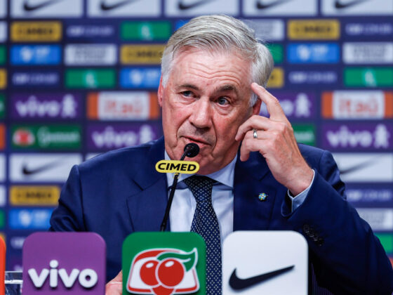 El seleccionador de Brasil, el italiano Carlo Ancelotti, habla durante una rueda de prensa este lunes en la sede de la Confederación Brasileña de Fútbol en Rio de Janeiro. EFE/ Antonio Lacerda