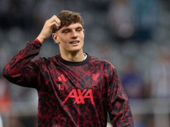 Giovanni Leoni, defensor del Liverpool