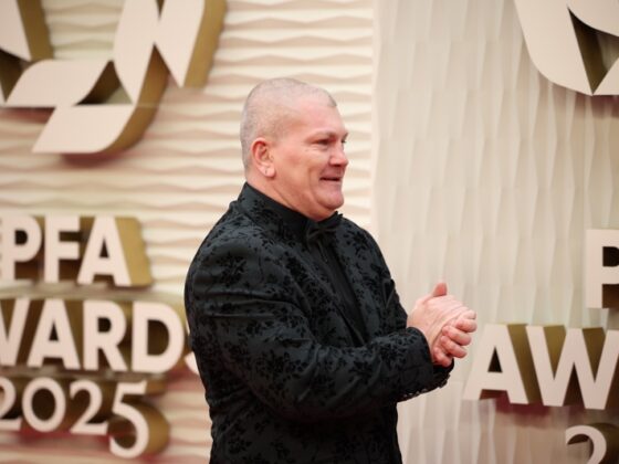 MANCHESTER (United Kingdom), 14/09/2025.- (FILE) - British former professional boxer Ricky Hatton arrives for the Professional Footballers' Association (PFA) Awards 2025 at the Opera House in Manchester, Britain, 19 August 2025 (reissued 14 September 2025). Hatton was found dead in his home in Hyde in Tameside on 14 September 2025, Greater Manchester Police confirmed. He was 46. (Reino Unido) EFE/EPA/ADAM VAUGHAN