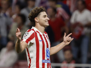 Goleada y fiesta en el Metropolitano: el Atlético de Madrid aplasta