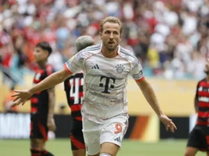 Harry Kane celebra gol con el Bayer Munich