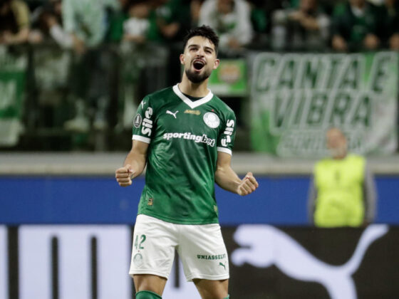 José Manuel López de Palmeiras celebra un gol en un partido de cuartos de final de la Copa Libertadores. EFE/ Sebastião Moreira