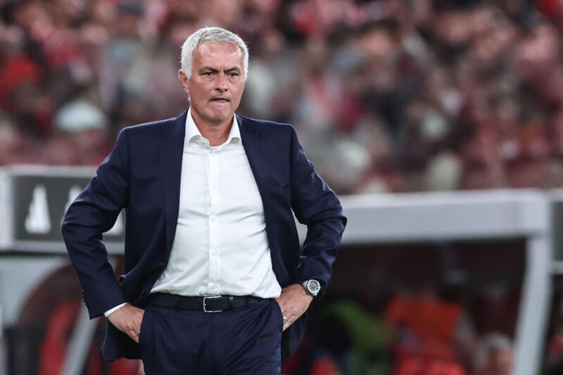 El entrenador del Benfica Jose Mourinho en Da Luz Stadium, en Lisboa. EFE/EPA/ANTONIO COTRIM