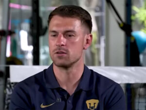 Aaron Ramsey, jugador de los Pumas de la UNAM
