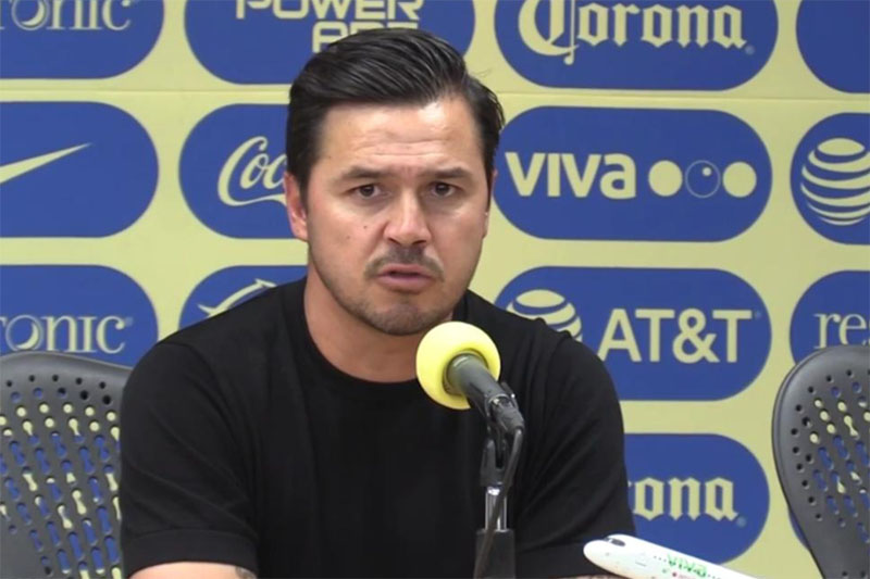 Diego Mejía podría ser el primer mexicano en coronarse en Canadá Diego Mejía, técnico del Atlético Ottawa