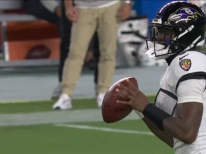 NFL:Lamar Jackson reaparece y guía a Ravens al triunfo sobre Dolphins NFL:Lamar Jackson reaparece y guía a Ravens al triunfo sobre Dolphins