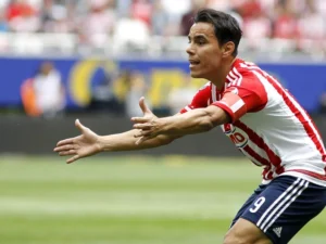 Omar Bravo Todecillas, ídolo de las Chivas del Guadalajara,