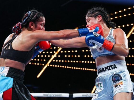 Amanda Serrano ante Erika Cruz en 2023. Foto de archivo.