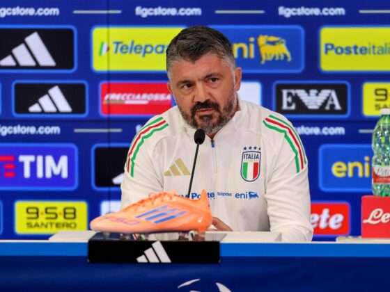 El seleccionador de Italia de fútbol, Gennaro Gattuso, durante la rueda de prensa de este lunes, previa al partido que su equipo disputará este martes contra Israel, correspondiente a la clasificación para el Mundial 2026. EFE/GIANNI STRIZZOLO