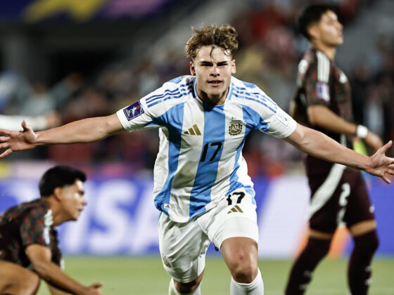 Mateo Silvetti anotó el segundo gol de Argentina ante México en el Mundial Sub-20 de Chile en el estadio Nacional en Santiago. EFE/Osvaldo Villarroel