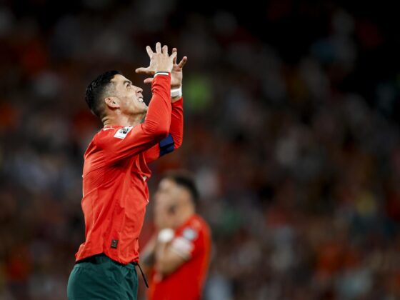El portugués Cristiano Ronaldo se lamenta tras fallar un penalti durante el partido del Mundial 2026, correspondiente el grupo F, que han jugado Portugal e Irlanda en Lisboa. EFE/EPA/FILIPE AMORIM