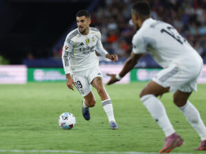 Jorge Ramos y Banda: Real Madrid quiere reafirmar su poder El centrocampista del Real Madrid Dani Ceballos (i). EFE/Biel Alino