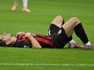 Luka Modric, durante el encuentro entre al AC Milan y el Pisa. EFE/EPA/DANIEL DAL ZENNARO