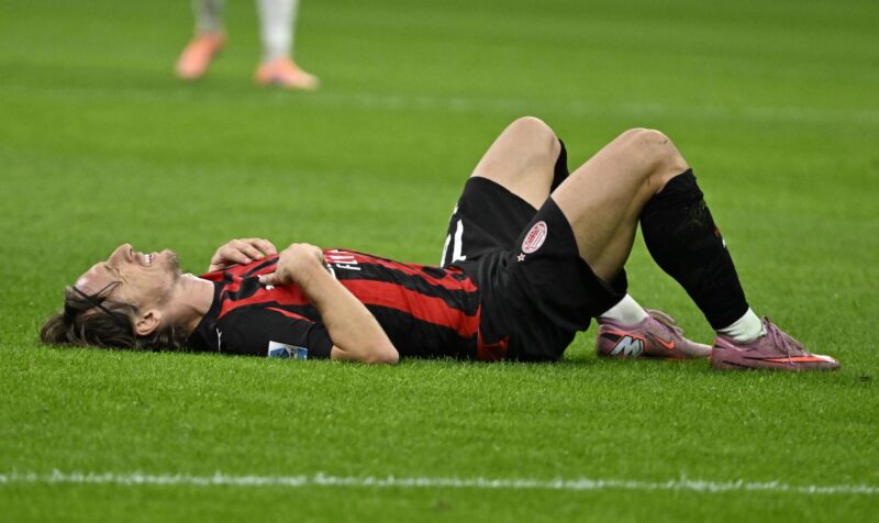 Luka Modric, durante el encuentro entre al AC Milan y el Pisa. EFE/EPA/DANIEL DAL ZENNARO