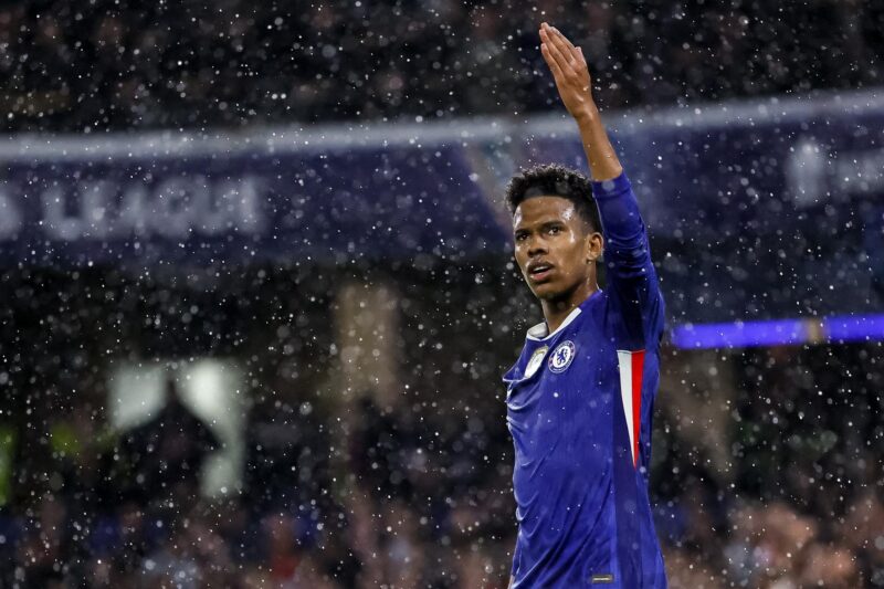 Estevao durante el partido de la UEFA Champions League que han jugado Chelsea FC y AFC Ajax en Londres, Reino Unido. EFE/EPA/TOLGA AKMEN