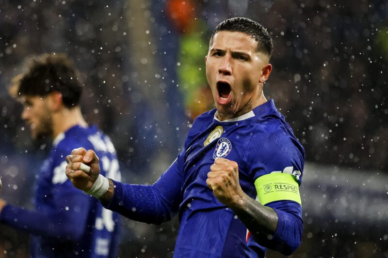 Enzo Fernandez durante el partido de la UEFA Champions League que han jugado Chelsea FC y AFC Ajax en Londres, Reino Unido. EFE/EPA/TOLGA AKMEN