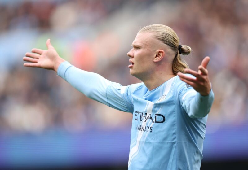 Guardiola pone a Haaland al nivel de Cristiano y Messi Erling Haaland del Manchester City gesticula durante el partido de la Premier League del pasado sábado entre el Manchester City FC y el Everton FC en Manchester, Reino Unido. EFE/ADAM VAUGHAN