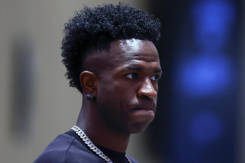 El delantero del Real Madrid Vinicius Jr. durante un acto celebrado este viernes en Madrid. EFE/Javier Lizón