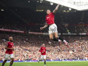Mount, Sesko y Lammens le dan oxígeno al Manchester United