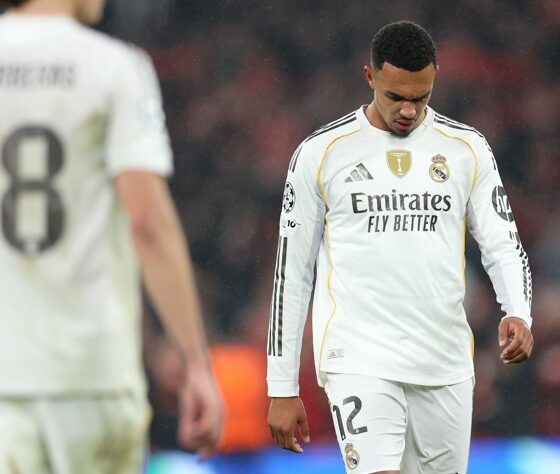 LIVERPOOL (United Kingdom), 04/11/2025.- Real Madrid player Trent Alexander-Arnold reacts after the UEFA Champions League league phase match between Liverpool FC and Real Madrid, in Liverpool, Britain, 04 November 2025. Liverpool won 1-0. (Liga de Campeones, Reino Unido) EFE/EPA/ADAM VAUGHAN
