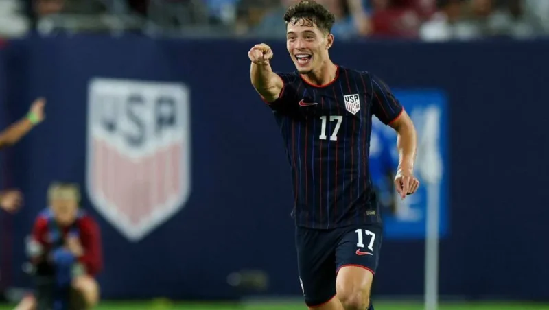 Estados Unidos da un golpe sobre la mesa con 5 goles a Uruguay Sebastian Berhalter celebra su primer gol de la noche. Foto: Reuters
