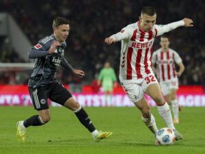 PARTIDAZO Colonia casi lo empata pero se lo lleva el Frankfurt