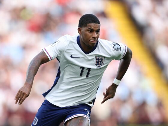 Capitán del Manchester United lanza dardo sobre el futuro de Rashford: “Esperamos que se quede”