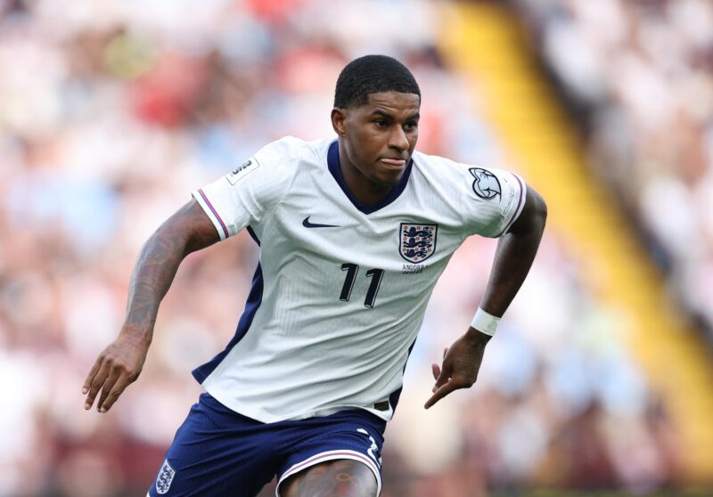 Capitán del Manchester United lanza dardo sobre el futuro de Rashford: “Esperamos que se quede”
