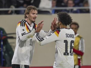 Nick Woltemade de Alemania celebra un gol contra Luxemburgo durante el partido de fase de clasificación para el Mundial de 2026. EFE/EPA/RONALD WITTEK