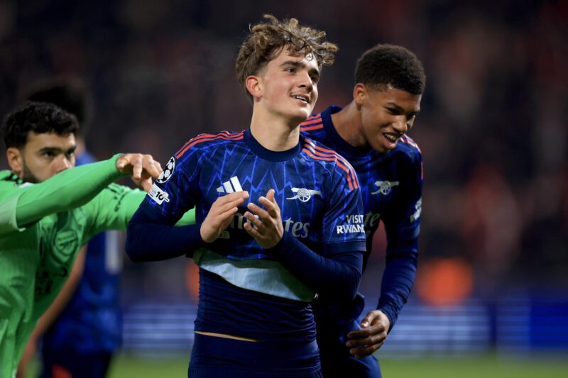 Max Dowman, jugador del Arsenal, en Praga. EFE/EPA/MARTIN DIVISEK